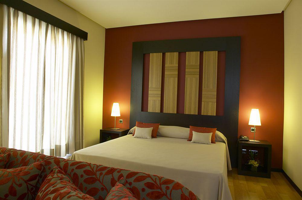 Hotel Lisboa Room photo